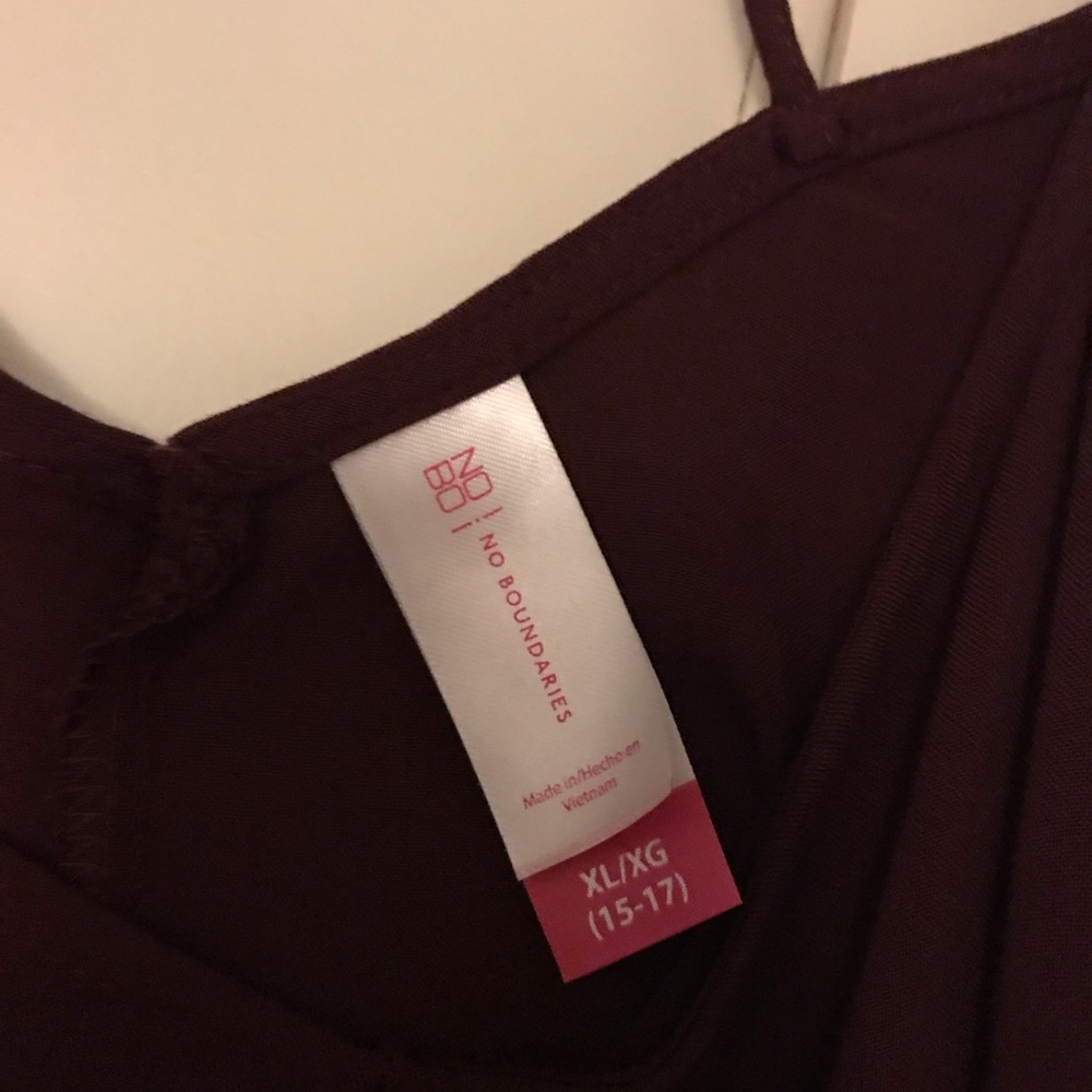 Maroon Top - Picture 3 of 3